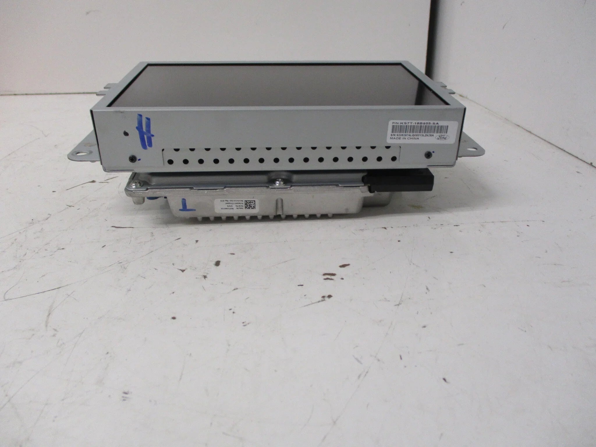 Pre-Owned 19 20 Fusion Ranger Front Dash Mount 8.0 Information Display Screen OEM (Good)