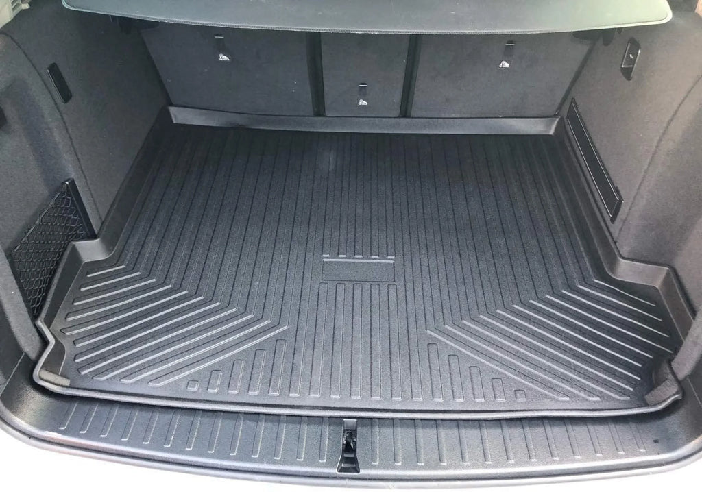 EACCESSORIES EA Cargo Liner – Trunk Mat for BMW X3 2011-2017 – Weather-Resistant Trunk Mats for Cars with Raised Lip – Non-Slip Car Trunk Mat Rubber – Easy to Install – Laser Pre-Cut Design