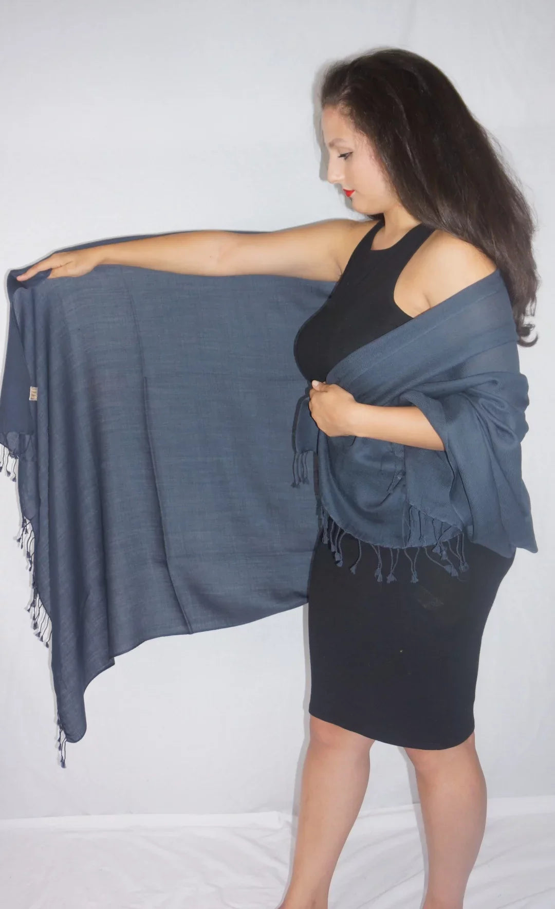 Shawl/Shawls/Scarf/Scarves/Wrap/Stole/Muffler/Cape/Ruana/Blanket/Throw/Pashmina Shawl/Cashmere Scarf/Wool/Silk (Dark Charcoal Regular Shawl)