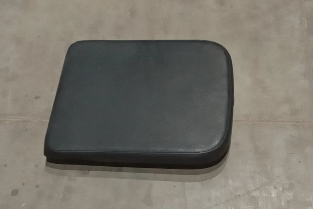 Pre-Owned 2002 Dodge Ram 1500 Console Lid Assembly OEM (Good)